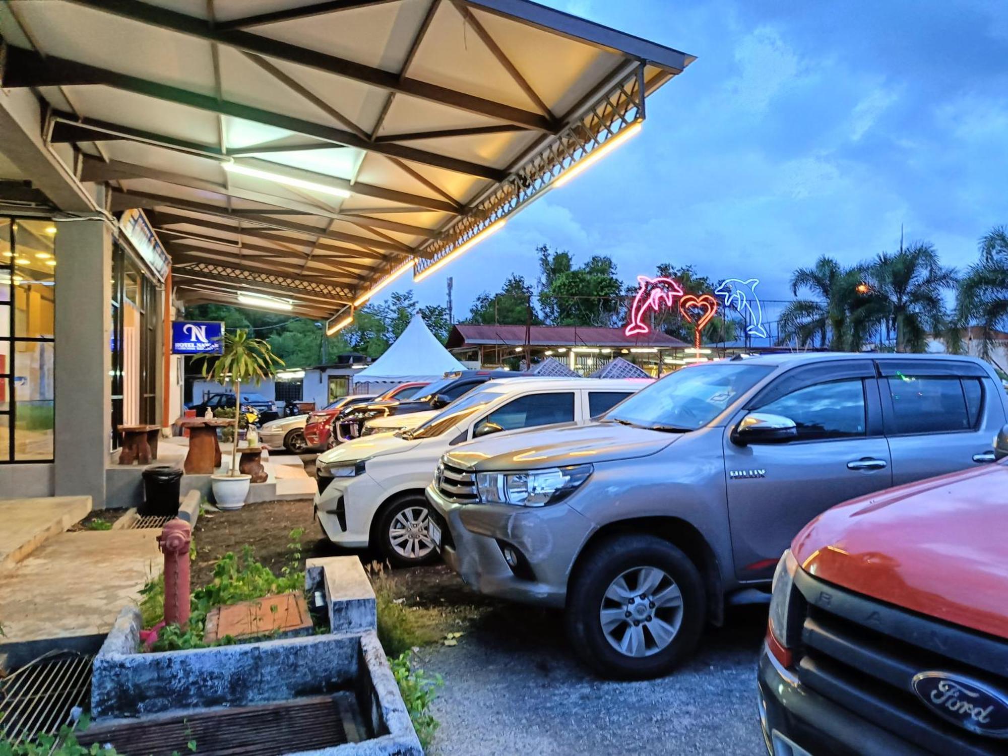 Hotel Nawar Pasir Mas Exterior foto